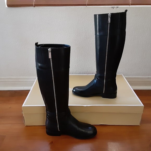 Michael Kors - Picture 2 of 5